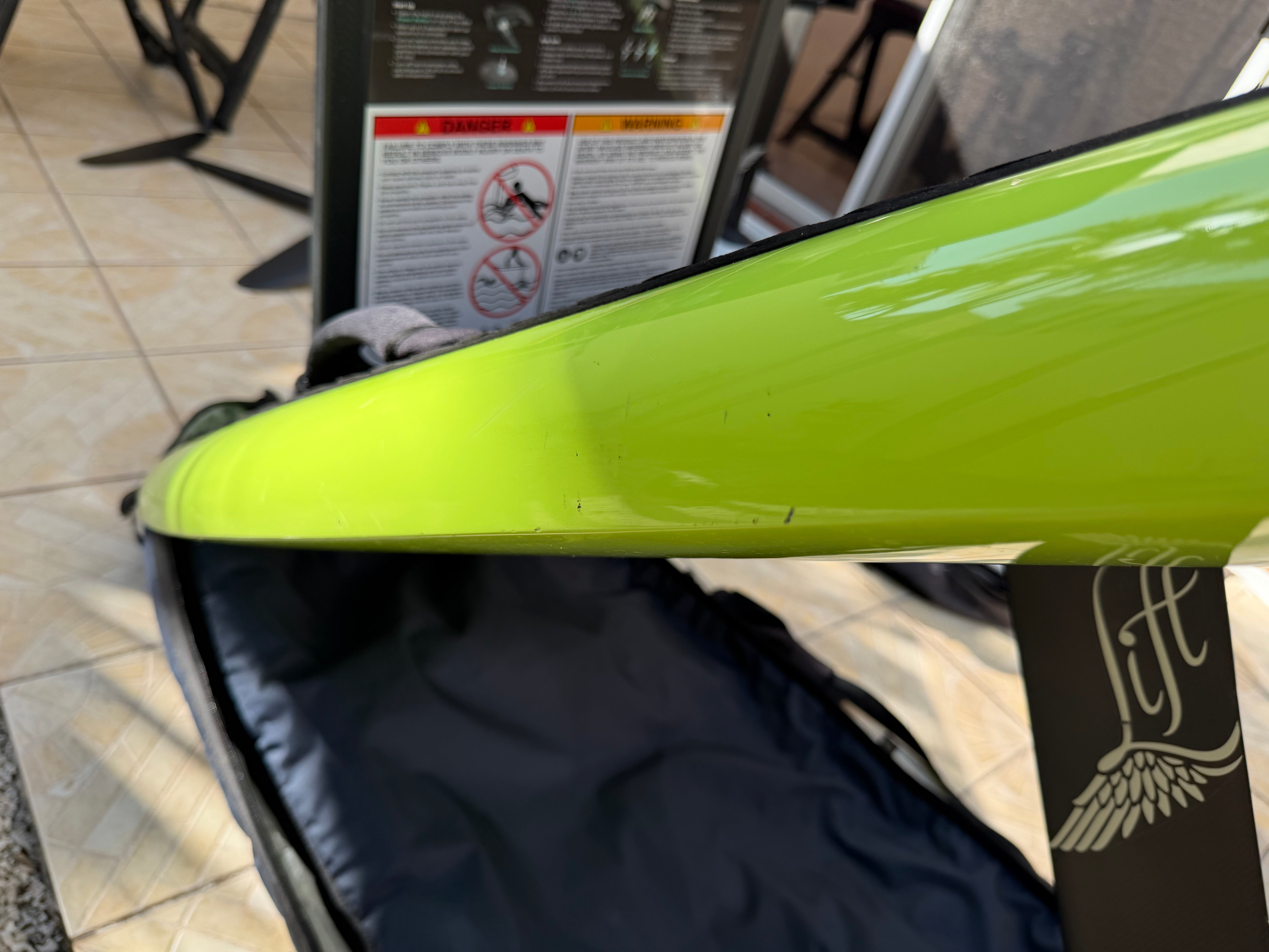 Pre-Owned Lift4 eFoil - 5'4 Lime Light Green