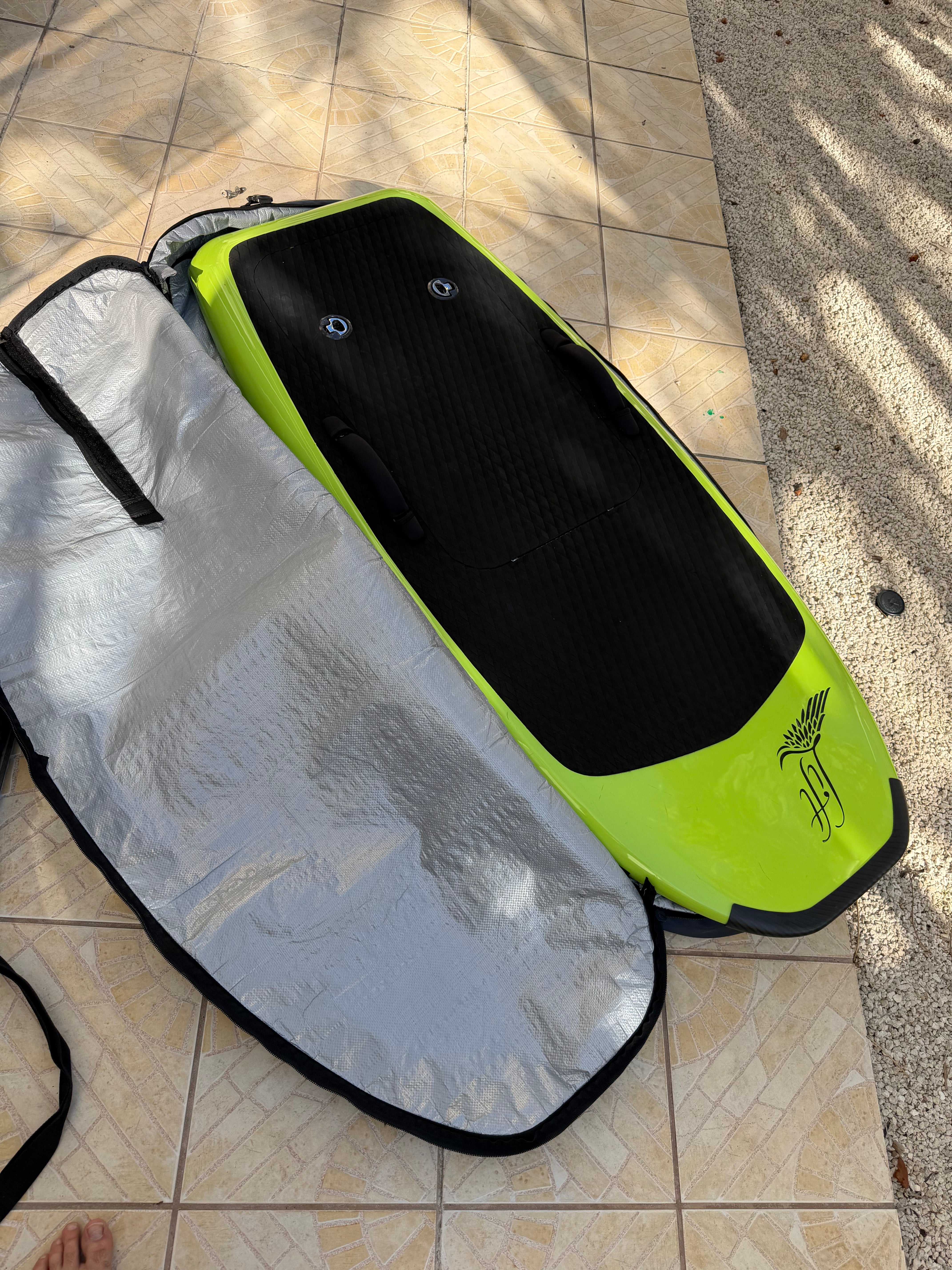 Pre-Owned Lift4 eFoil - 5'4 Lime Light Green